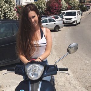 Meet your Posher, Madelyn